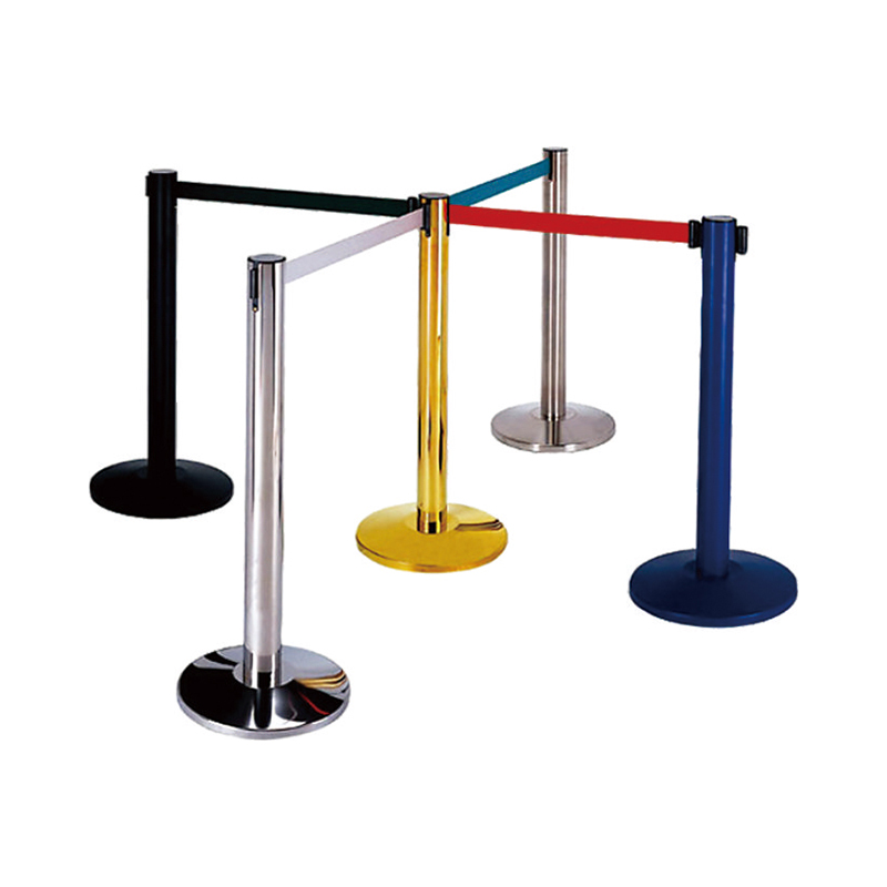 OP026 Barrera de control de multitudes en cola